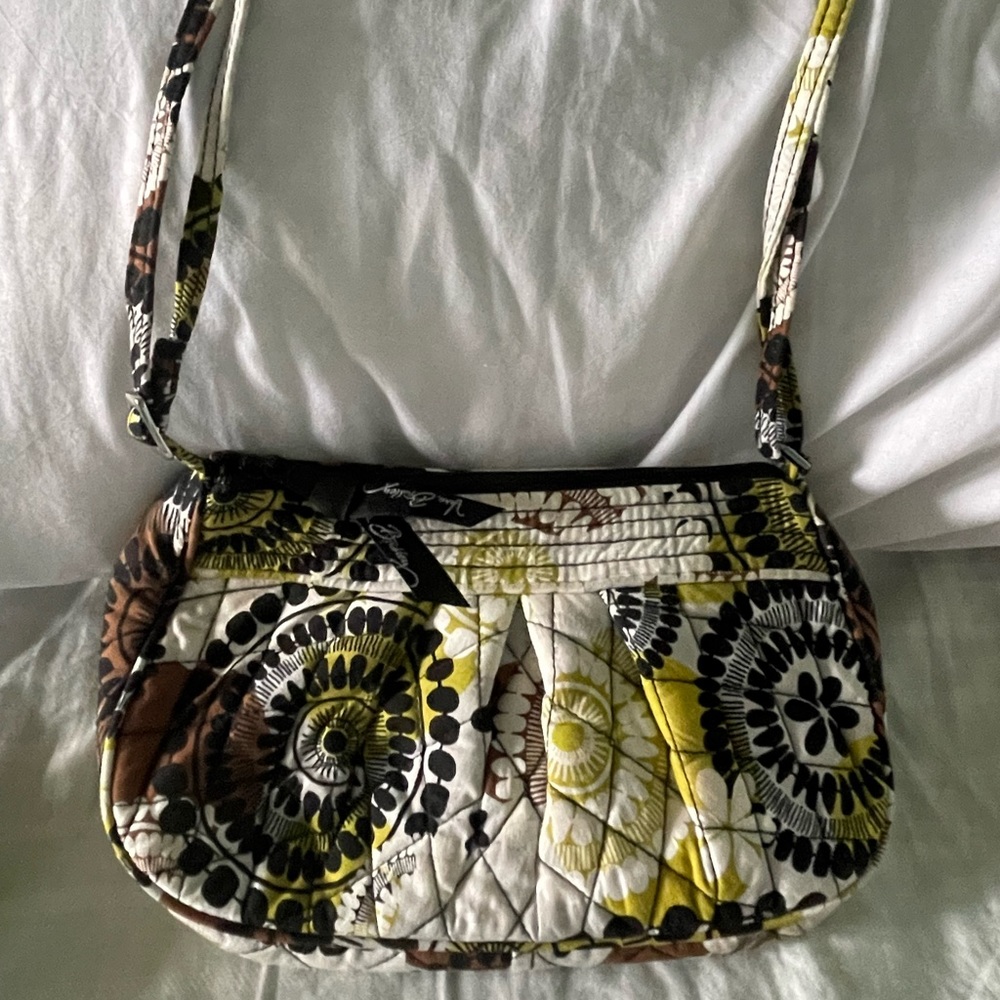 RETIRED Vera Bradley Crossbody in “Cocoa Moss”